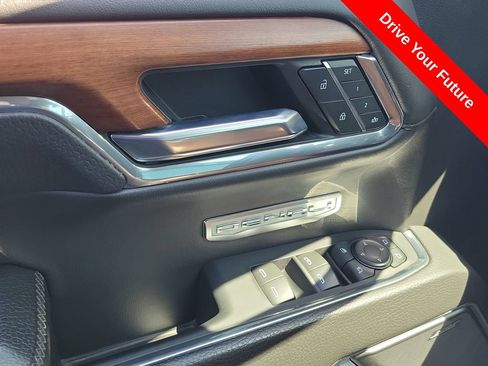 Used 2023 GMC Sierra 1500 Denali w/ Denali Reserve Package AWD/4WD image 17