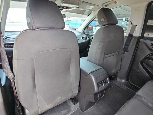 Used 2024 Chevrolet Equinox LT FWD image 17