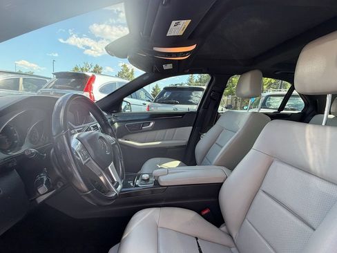 Used 2012 Mercedes-Benz E 350 4MATIC Sedan image 7