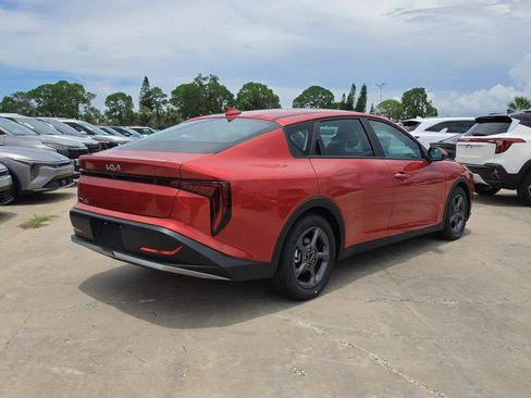 New 2026 Kia K4 FWD image 8