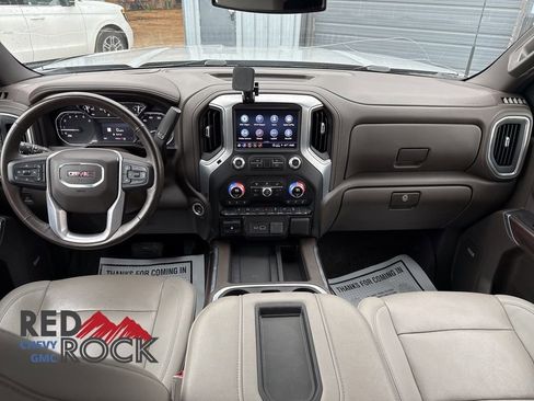 Used 2022 GMC Sierra 3500 SLT w/ SLT Premium Package image 27