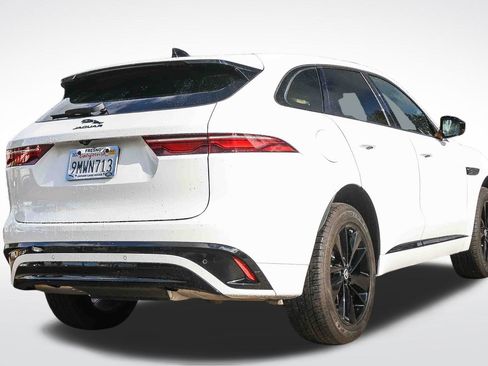Used 2025 Jaguar F-PACE R-Dynamic S image 4