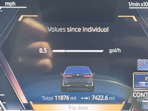 Certified 2025 BMW 530i xDrive w/ Premium Package image 22