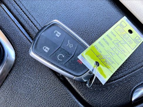 Used 2017 Cadillac XT5 Luxury image 15