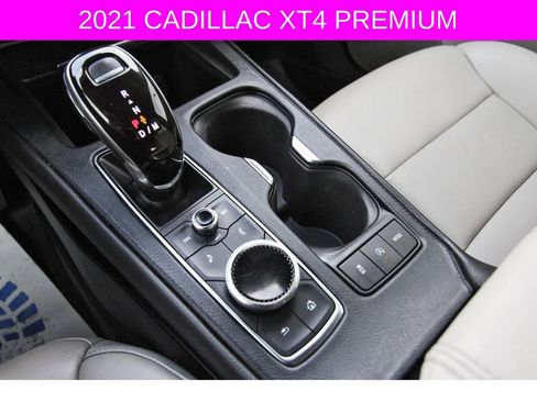 Used 2021 Cadillac XT4 Premium Luxury image 27