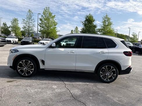 New 2026 BMW X5 sDrive40i w/ Climate Comfort Package RWD image 6