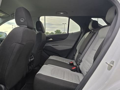 Used 2024 Chevrolet Equinox LS w/ LS Convenience Package FWD image 15