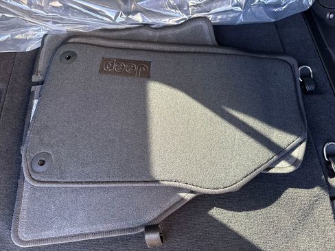 New 2026 Jeep Wrangler Unlimited Rubicon image 37