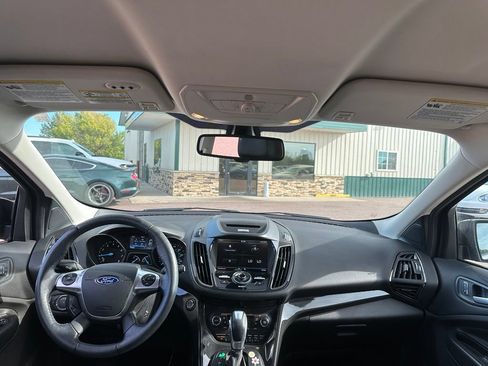 Used 2015 Ford Escape Titanium w/ Equipment Group 301A AWD/4WD image 27