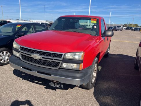 Used 2007 Chevrolet Silverado 1500 W/T image 3