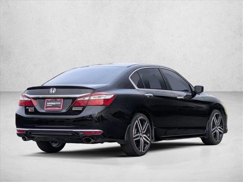 Used 2017 Honda Accord Sport Special Edition image 5