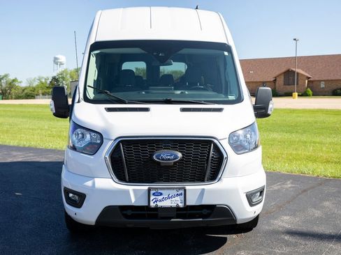 Used 2016 Ford Transit 350 XL image 2