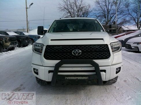 Used 2019 Toyota Tundra Platinum image 8