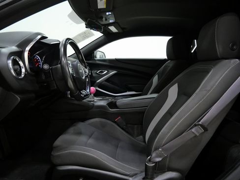 Used 2017 Chevrolet Camaro LT w/ RS Package image 12