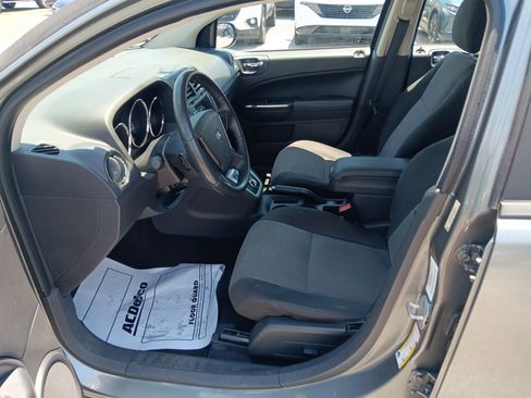 Used 2011 Dodge Caliber Rush FWD image 10