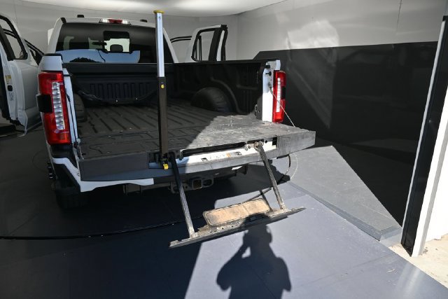 Certified 2025 Ford F350 XL w/ STX Appearance Package AWD/4WD image 37