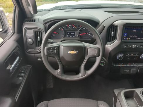 Used 2022 Chevrolet Silverado 1500 Custom RWD image 15