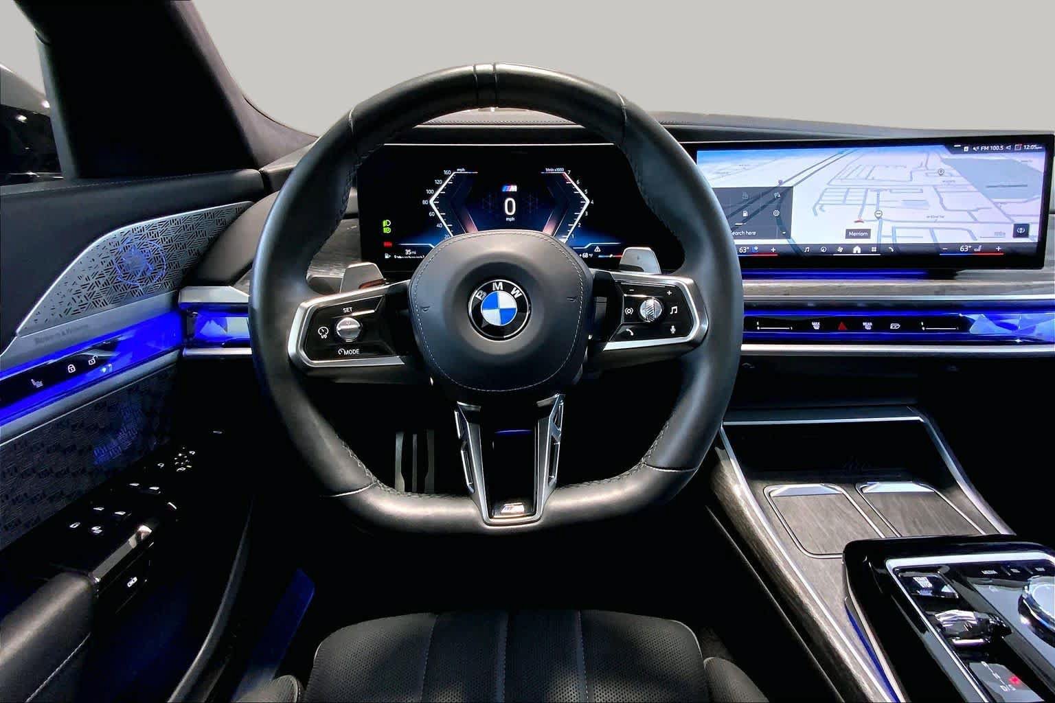Used 2023 BMW 760i xDrive w/ Luxury Rear Seating Package AWD/4WD image 5