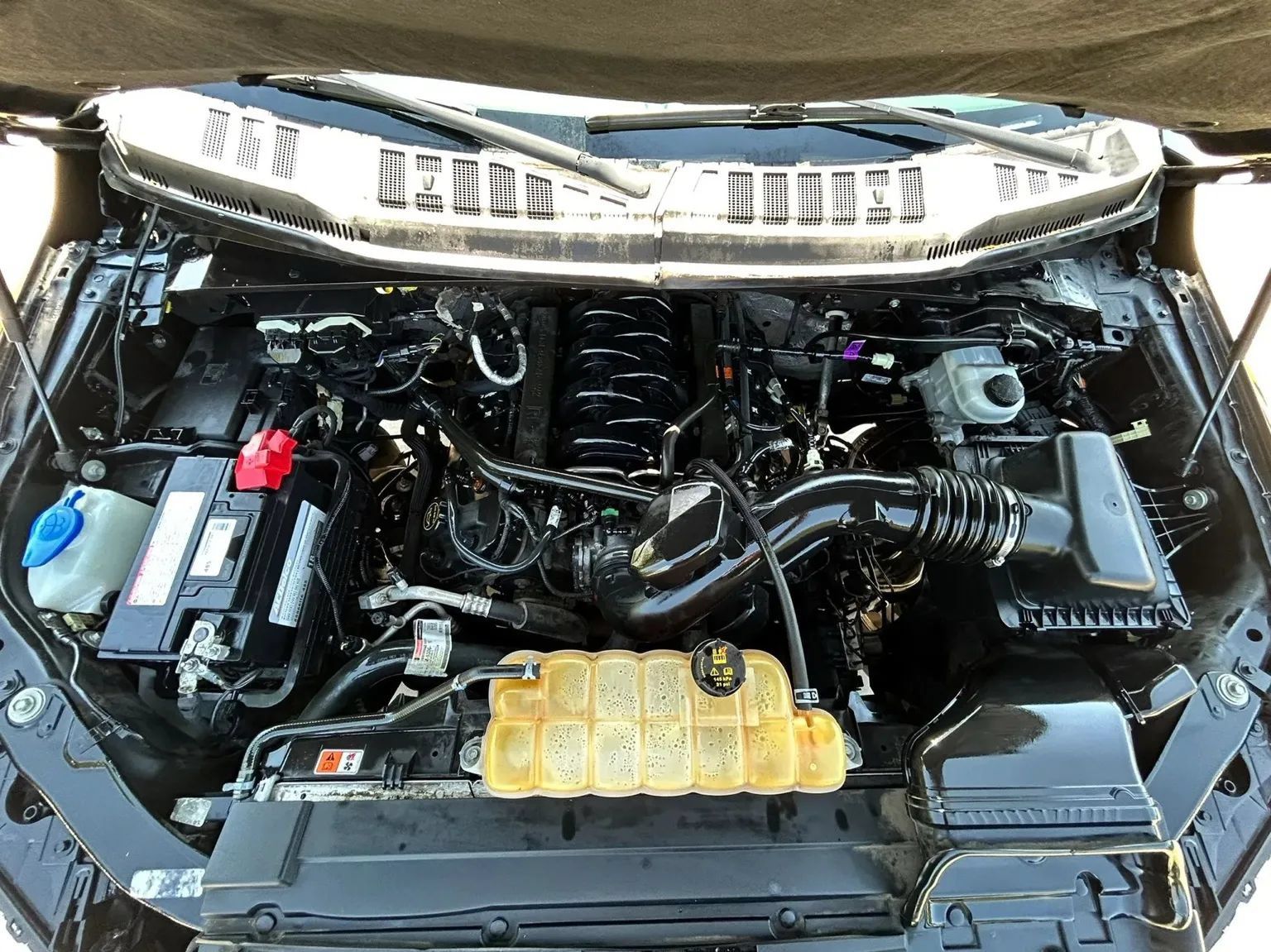 Used 2016 Ford F150 Lariat AWD/4WD image 26