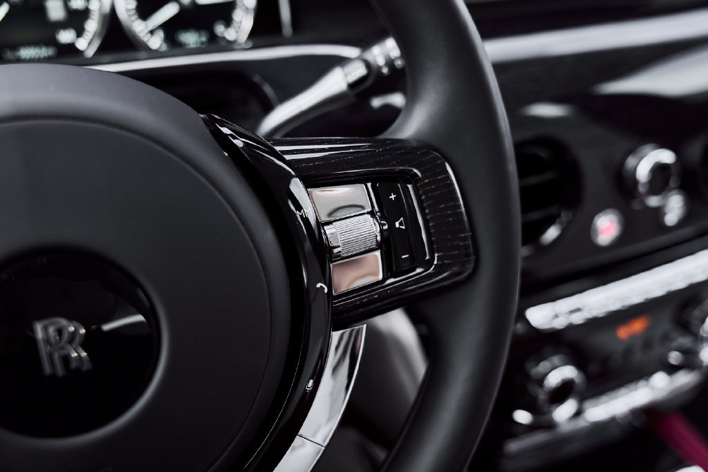 Used 2023 Rolls-Royce Phantom Sedan RWD image 77