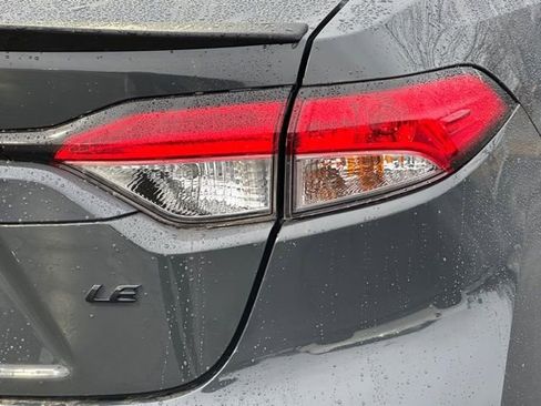 Used 2025 Toyota Corolla LE image 14