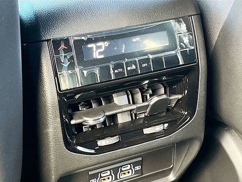 New 2026 Jeep Grand Cherokee L Laredo w/ Trailer Tow Package RWD image 23