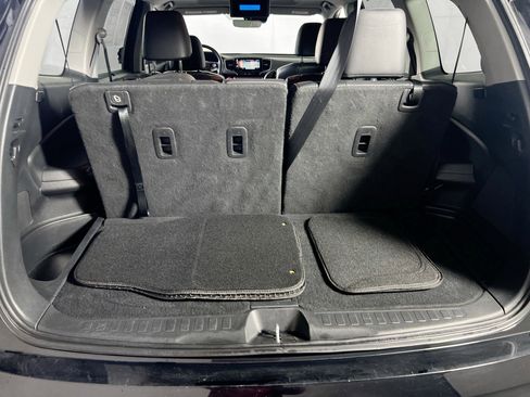 Used 2022 Honda Pilot Touring image 28