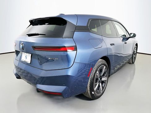 Used 2026 BMW iX xDrive45 image 5
