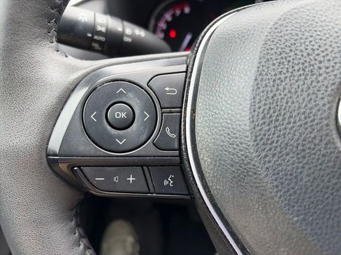 Used 2023 Toyota RAV4 XLE Premium FWD image 15