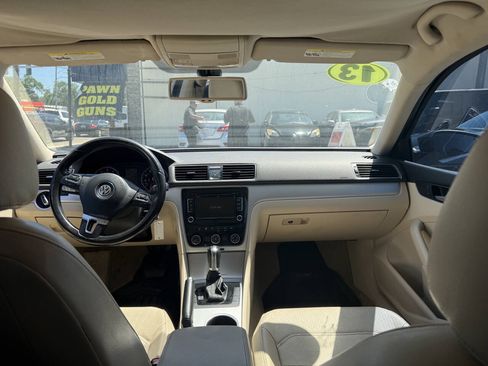 Used 2013 Volkswagen Passat 2.5 SE FWD image 24