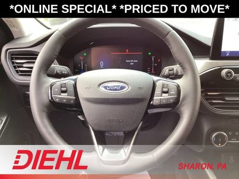 Used 2023 Ford Escape Active w/ Cold Weather Package FWD image 31