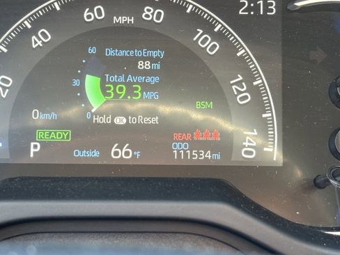 Used 2023 Toyota RAV4 XLE image 21