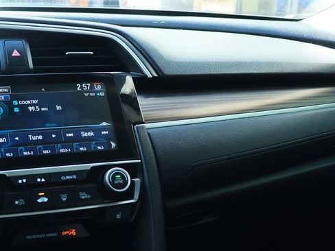 Used 2019 Honda Civic EX image 43