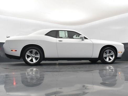 Used 2023 Dodge Challenger SXT image 37