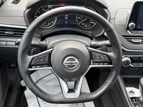 Used 2021 Nissan Altima 2.5 SR FWD image 35