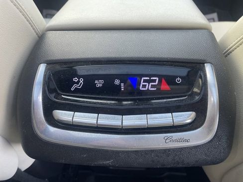 Used 2020 Cadillac XT6 Sport image 41