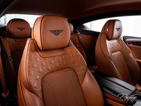 Used 2020 Bentley Continental GT AWD/4WD image 32
