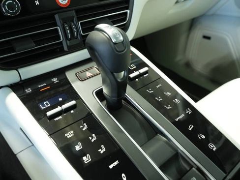 New 2026 Porsche Macan S AWD/4WD image 24