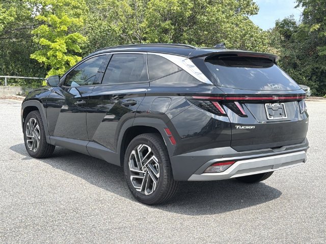 Certified 2025 Hyundai Tucson Limited AWD/4WD image 17