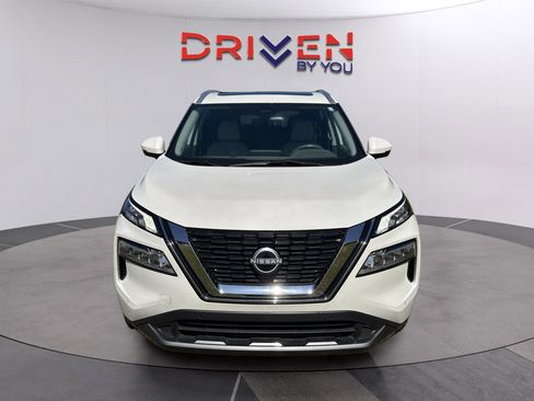 Used 2023 Nissan Rogue SL w/ SL Premium Package FWD image 9