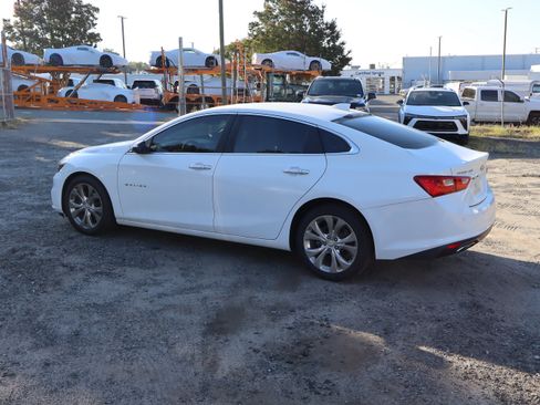 Used 2017 Chevrolet Malibu Premier w/ Driver Confidence Package FWD image 19