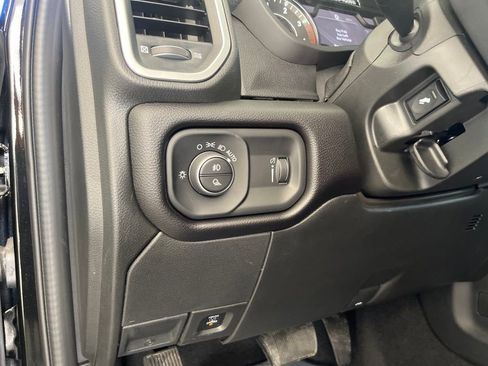 New 2022 RAM 2500 Big Horn w/ Level C Equiment Group image 39