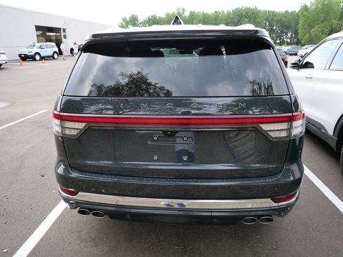 Used 2025 Lincoln Aviator Black Label AWD/4WD image 6