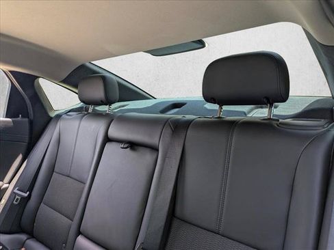 Used 2017 Chevrolet Impala LT FWD image 12