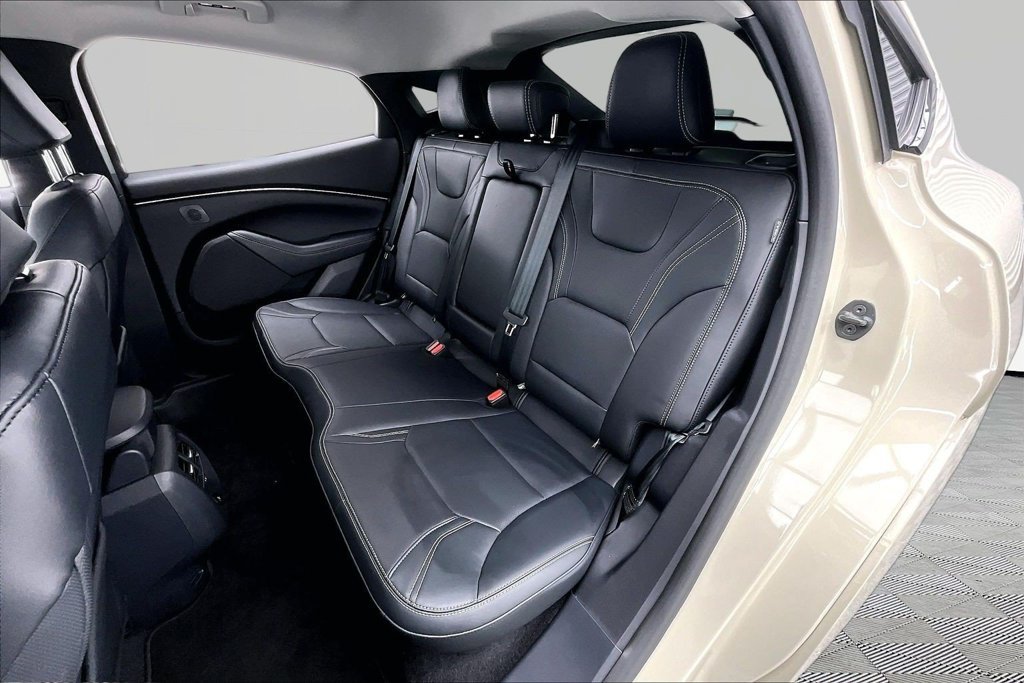 Used 2025 Ford Mustang Mach-E Premium AWD/4WD image 26