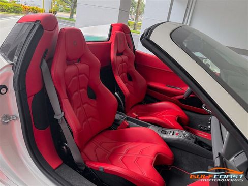 Used 2014 Ferrari 458 Spider RWD image 29