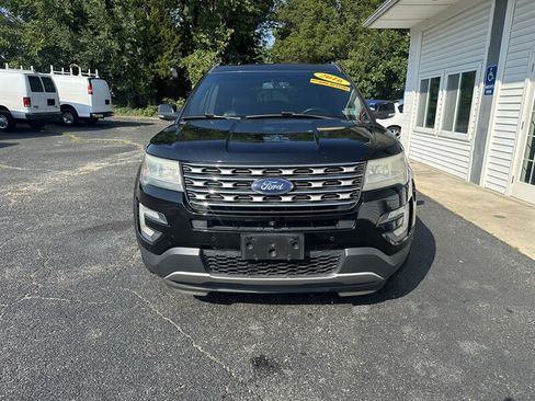 Used 2016 Ford Explorer Limited AWD/4WD image 2