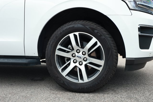 Used 2024 Ford Expedition Max Limited RWD image 5