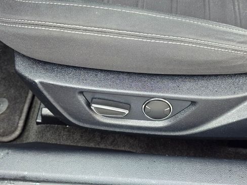 Used 2017 Ford Mustang EcoBoost image 23