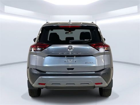 Used 2021 Nissan Rogue SV w/ Premium Package image 7